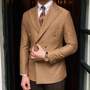 Blazer Transpassado PG286 com tecido premium e caimento refinado, ideal para eventos sociais com conforto e sofisticação.
