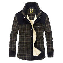 Jaqueta Ghostte Pagliacci PG138 com estilo urbano e corte moderno, ideal para compor looks versáteis com personalidade e conforto