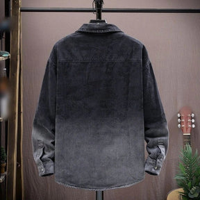  Jaqueta masculina Pagliacci PG286 com efeito gradiente moderno, botões frontais e jeans premium para estilo original e sofisticado.
