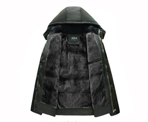 Jaqueta Masculina Forrada Fashion Pagliacci – conforto, resistência e estilo para o frio, com capuz removível e design sofisticado.

